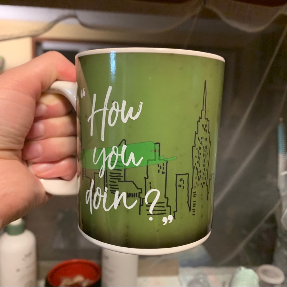 Friends Colour Changing Mug Brand New - Picture 10 of 10